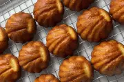 Resep Butter Tteok Viral: Kue Korea Renyah Luar, Kenyal Dalam