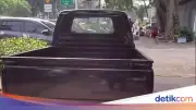Satpol PP DKI Minta Maaf Usai Mobil Dinas Parkir di Trotoar Viral di Medsos