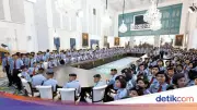 Siswa Taruna Nusantara Dapat Pembekalan di Istana dari Mensesneg dan Menlu