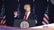 Trump Sebut Negosiasi Akhiri Perang dengan Iran via Telepon