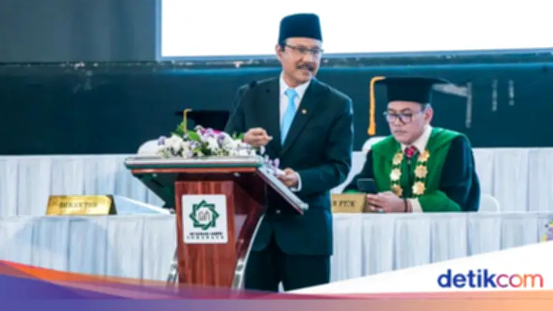 Gus Ipul Ulas Fondasi Indonesia Emas 2045 dalam Orasi Ilmiah di UIN Surabaya