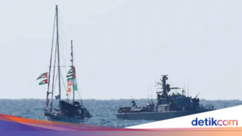Israel Cegat Kapal Misi Kemanusiaan Global Sumud Flotilla Menuju Gaza