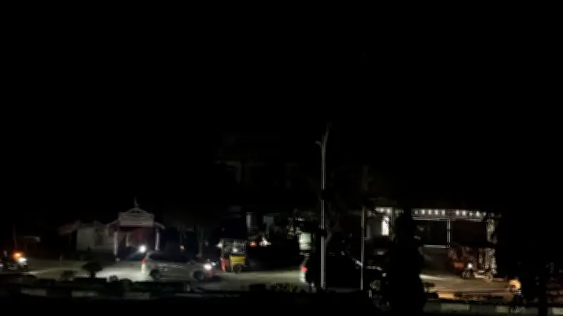 Mati Lampu Serentak di Sumatera, PLN Pastikan Perbaikan Berlangsung