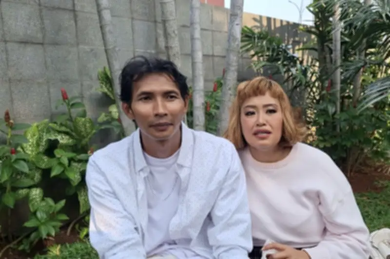 Pinkan Mambo dan Arya Khan Rujuk, Umumkan Kembali Bersama