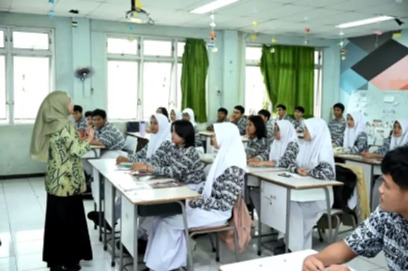Wakil Ketua Komisi X Usul Semua Guru Jadi PNS, Hapus Kastanisasi