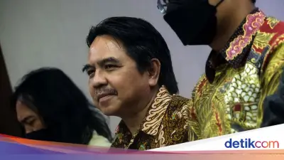 Ade Armando Ungkap Surat-surat Pemicu Dirinya Mundur dari PSI