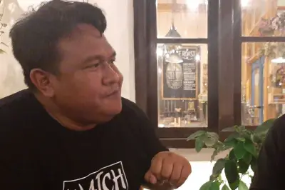 Dandhy Dwi Laksono dan Film Pesta Babi Kembali Viral