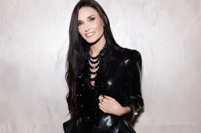 Demi Moore: Hollywood Tak Bisa Pura-pura AI Tak Ada
