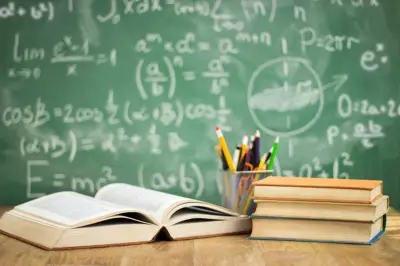 Feodalisme dalam Balutan Kapitalisme Pendidikan Tinggi