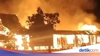 Gereja Katolik di Mimika Terbakar, Api Diduga dari Lilin Lupa Dipadamkan
