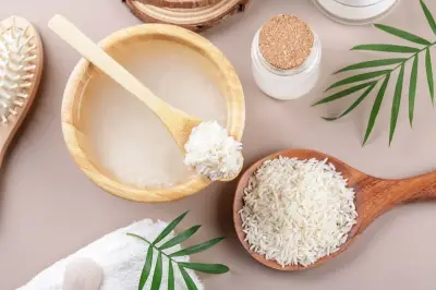 Jangan Dibuang! Ini 6 Cara Mudah Manfaatkan Air Cucian Beras di Rumah