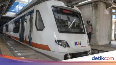 Kereta Bandara Alami Gangguan, Perjalanan KRL Manggarai-Tanah Abang Terganggu