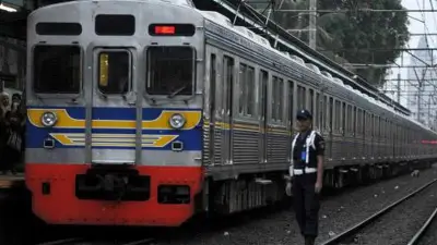 KRL Duri-Tangerang Berhenti Mendadak, Penumpang Dengar Tiga Ledakan