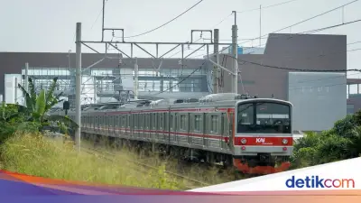 KRL Green Line Gangguan Akibat Sambaran Petir, AC Mati dan Penumpuk