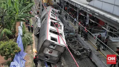 Kronologi Kecelakaan KRL dan KA Argo Bromo di Bekasi: Berawal dari Taksi Mogok