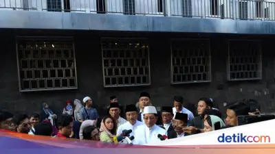 Megawati, Katedral, dan Pengusaha Sumbang Hewan Kurban ke Istiqlal