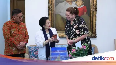 Megawati Terima Dubes Kuba, Bahas Tekanan AS dan Kerja Sama BRIN