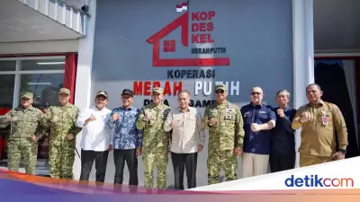 Menkop Tinjau Kesiapan Operasional Koperasi Desa Merah Putih di Jawa Timur