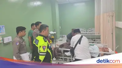 Mobil Anggota DPR Gus Hilman Kecelakaan di Tol Paspro, 2 Staf Tewas