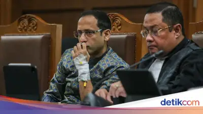 Nadiem Makarim Jalani Tahanan Rumah dengan Gelang Detektor Elektronik