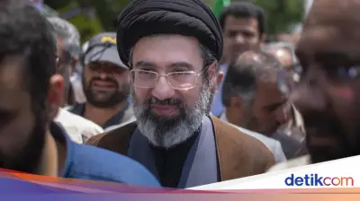 Penasihat Khamenei: Trump Khianati Diplomasi untuk Ketiga Kalinya