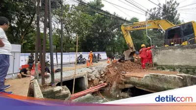 Perbaikan Jalan Amblas Lenteng Agung: Beton Gorong-gorong Terpasang
