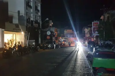 PLN Pulihkan 60 Persen Sistem Kelistrikan Sumbar, 21 Gardu Induk Kembali Menyala
