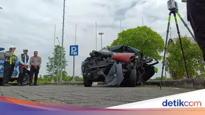 Polisi Olah TKP Kecelakaan Maut Gus Hilman Pakai Metode TAA
