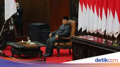 Prabowo Cerita Menteri Minta Tanda Tangan Sore, Singgung Airlangga dan Bahlil