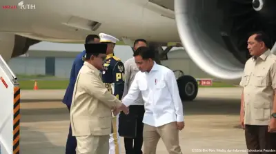 Prabowo Tiba di RI Usai Kunjungan ke Prancis, Disambut Gibran