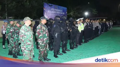 Razia Gabungan di Jakbar, Polisi Tangkap 4 Pembawa Obat Keras