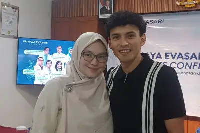 Rifky Alhabsyi dan Istri Dikaruniai Anak Pertama Setelah 9 Tahun Menanti