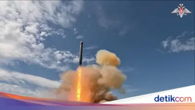 Rusia Uji Coba Rudal Sarmat Mampu Bawa Hulu Ledak Nuklir