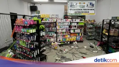 Sapi Kurban Lepas Masuk Minimarket di Bogor, Kejar Emak-emak