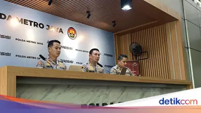 Sopir Taksi Green SM: Mesin Mati Mendadak, Pintu Terkunci Saat di Perlintasan