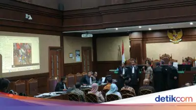 Sultan Kemnaker Serahkan Surat 4 Ducati dan Nissan GT-R, Ada yang Tanpa BPKB