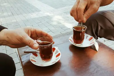 Teh Hijau vs Teh Hitam: Mana Lebih Baik Redakan Peradangan?