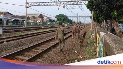 Viral Tindakan Asusila di Rel Jatinegara, Satpol PP Tutup Akses
