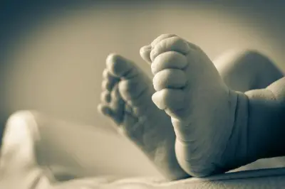 Wanita di Perancis Alami Kehamilan Palsu dan Lahirkan Bayi Bayangan