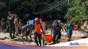 2 Turis Austria Tewas Terjatuh dari Jembatan Gantung di Air Terjun NTT