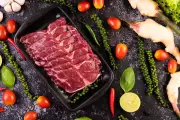 5 Trik Rahasia Bikin Daging Alot Jadi Super Empuk, Wajib Coba