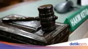 8 Terdakwa Korupsi Minyak Mentah Divonis 4-6 Tahun Penjara