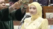Adela Kanasya Adies Resmi Dilantik Jadi Anggota DPR Gantikan Ayahnya Adies Kadir
