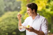 Ahli Ungkap 3 Menu Sarapan Sehat untuk Memulai Hari dengan Energi