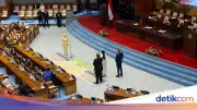 DPR Lantik Adela Kanasya Adies Gantikan Adies Kadir sebagai Anggota PAW