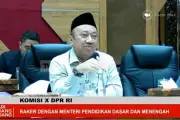 DPR Minta Bahasa Prancis Diterapkan Bertahap Sebagai Pelajaran Wajib