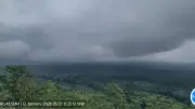 Gunung Semeru Erupsi Disertai Awan Panas Guguran saat Idul Adha
