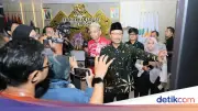 Gus Ipul Tegaskan Isu Mark Up Harga Sepatu Sekolah Rakyat Hoaks