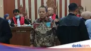 Hakim Tegur Eks Gubernur Lampung Arinal di Sidang: Hakimnya Saya, Bukan Bapak