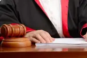Kakek Kaya Raya Coret Cucu dari Warisan karena Jarang Dijenguk